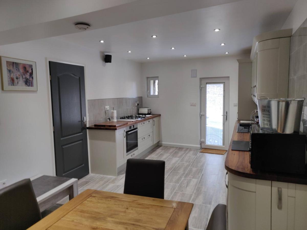 Dobbies Adults Only Boutique Apartment Saint-Marcel-sur-Aude Buitenkant foto